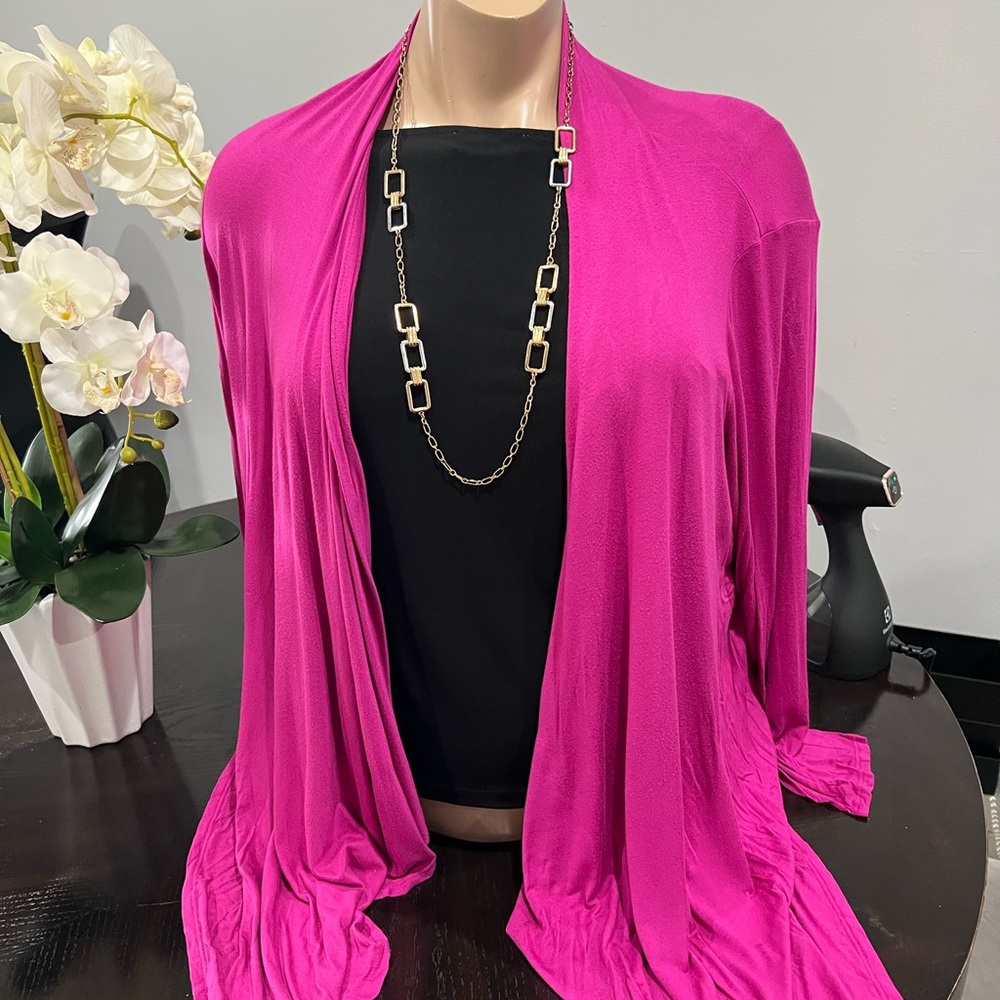 Lightweight cardigan-style jacket